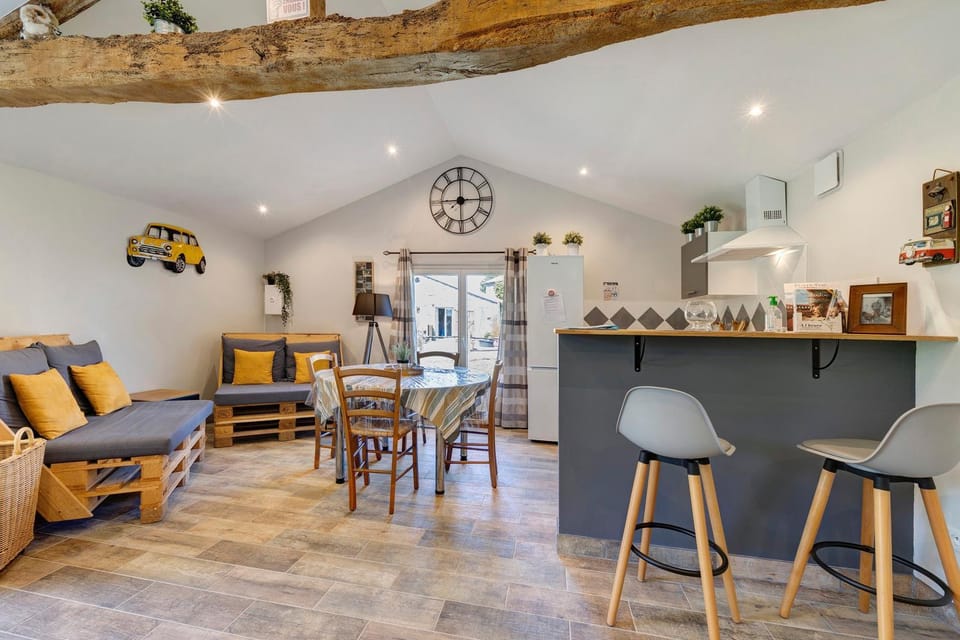 Property building, Living room