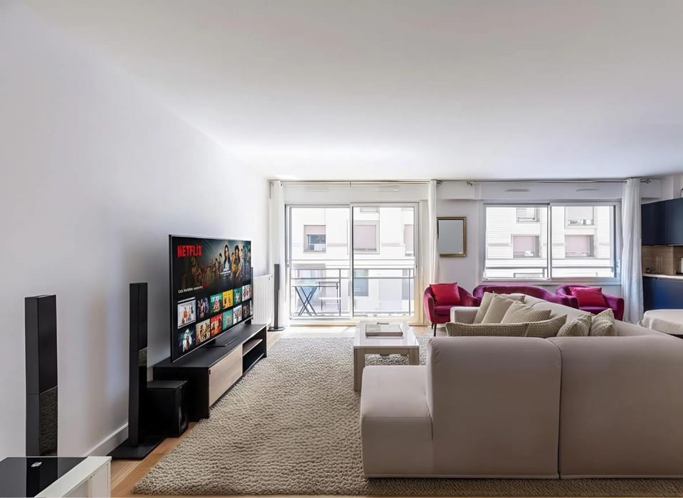 Cosy Apartment - Eiffel Tower Apartment in Paris