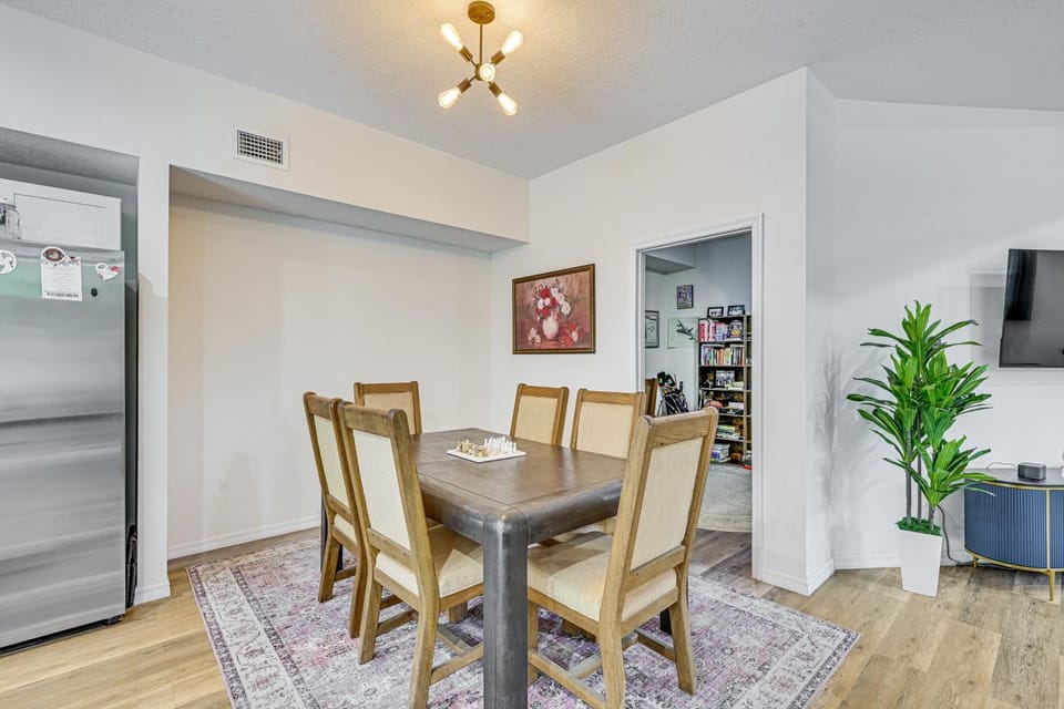 Tampa North Aero Park Townhome: Near Downtown! House in Wesley Chapel