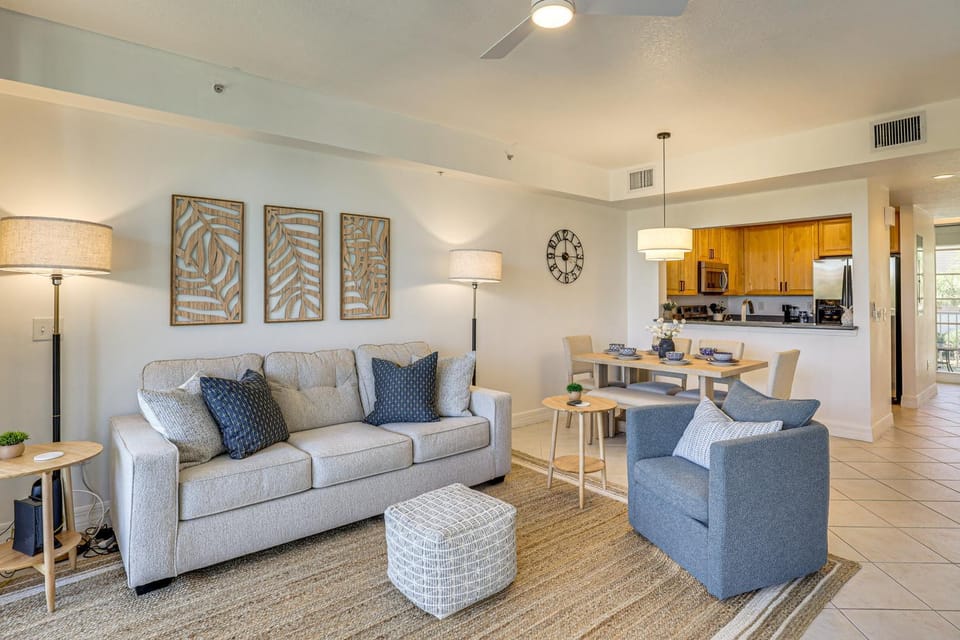 Walk to Bahia Beach! Canal-Front Townhome w/ Views House in Ruskin