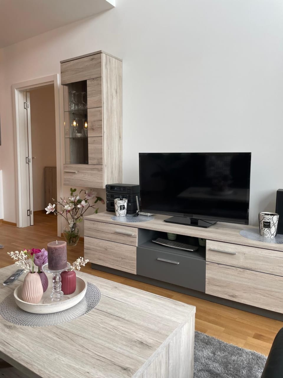 Communal lounge/ TV room, TV and multimedia, Kitchen or kitchenette, Evening entertainment