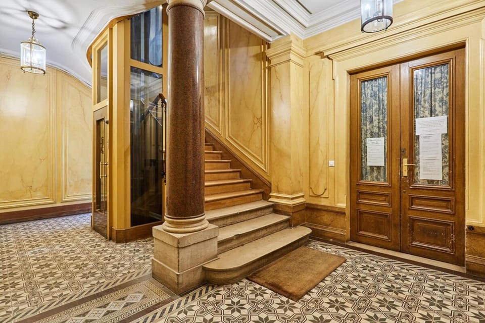 elevator
