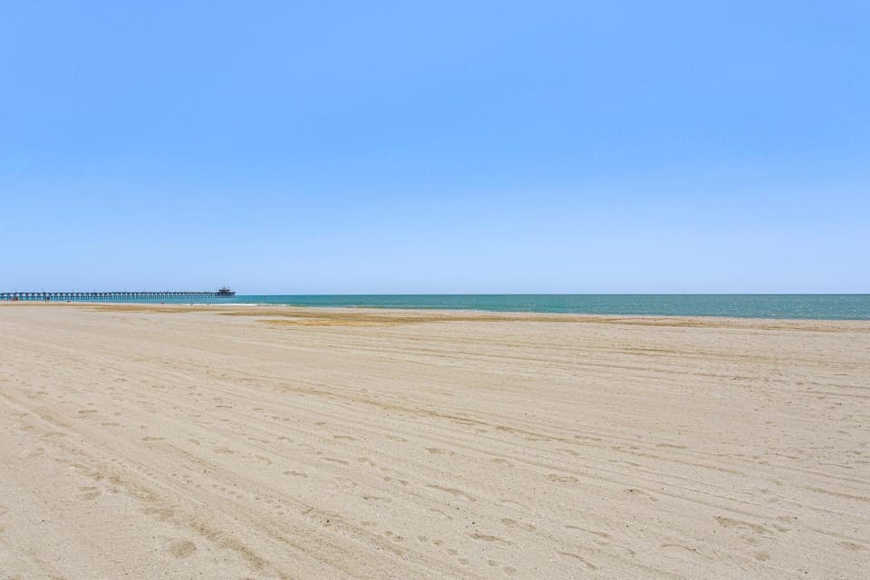 Walk to Beach! North Myrtle Beach Condo w/ Balcony House in North Myrtle Beach