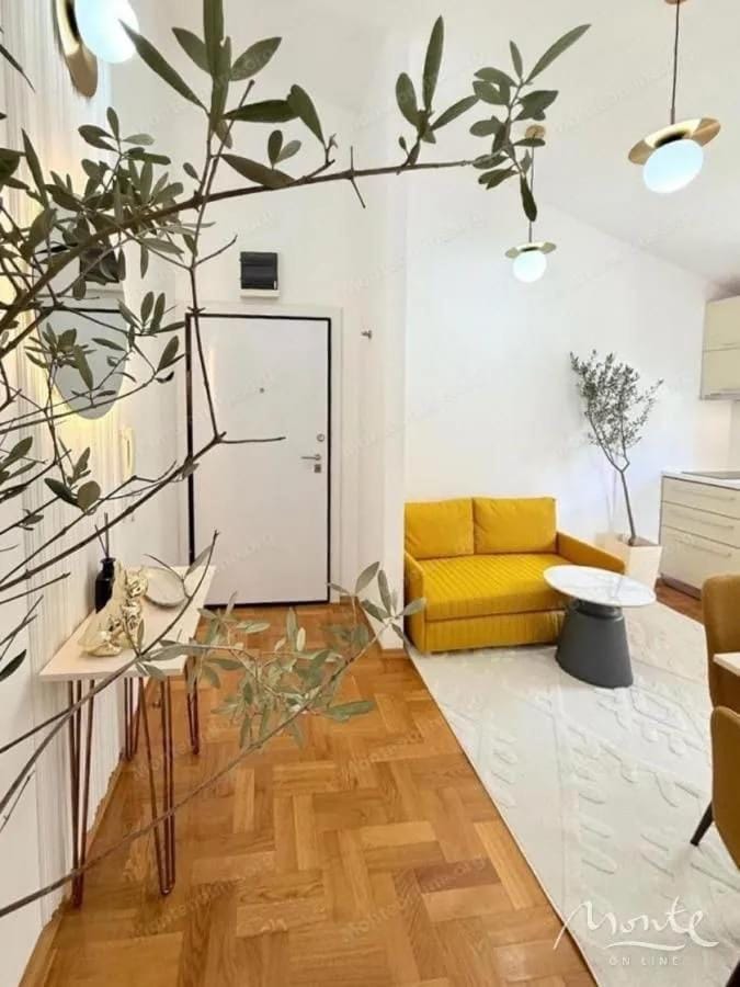 Njaro Del Mar 8 Apartment in Budva Municipality