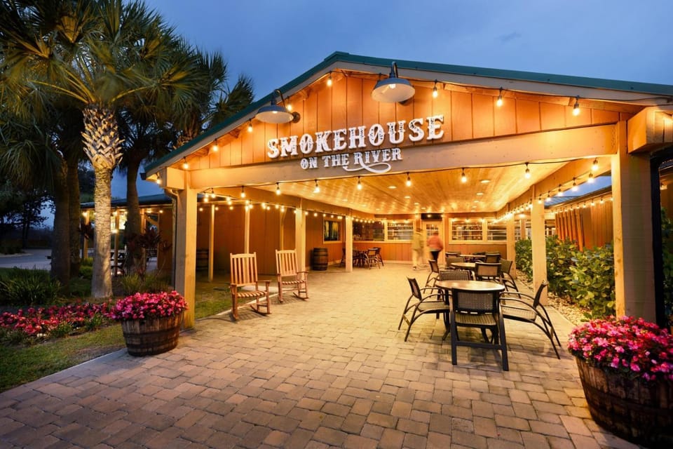 Red, White & Rodeo 2BR RV @ River Ranch 149 Apartment in Osceola County