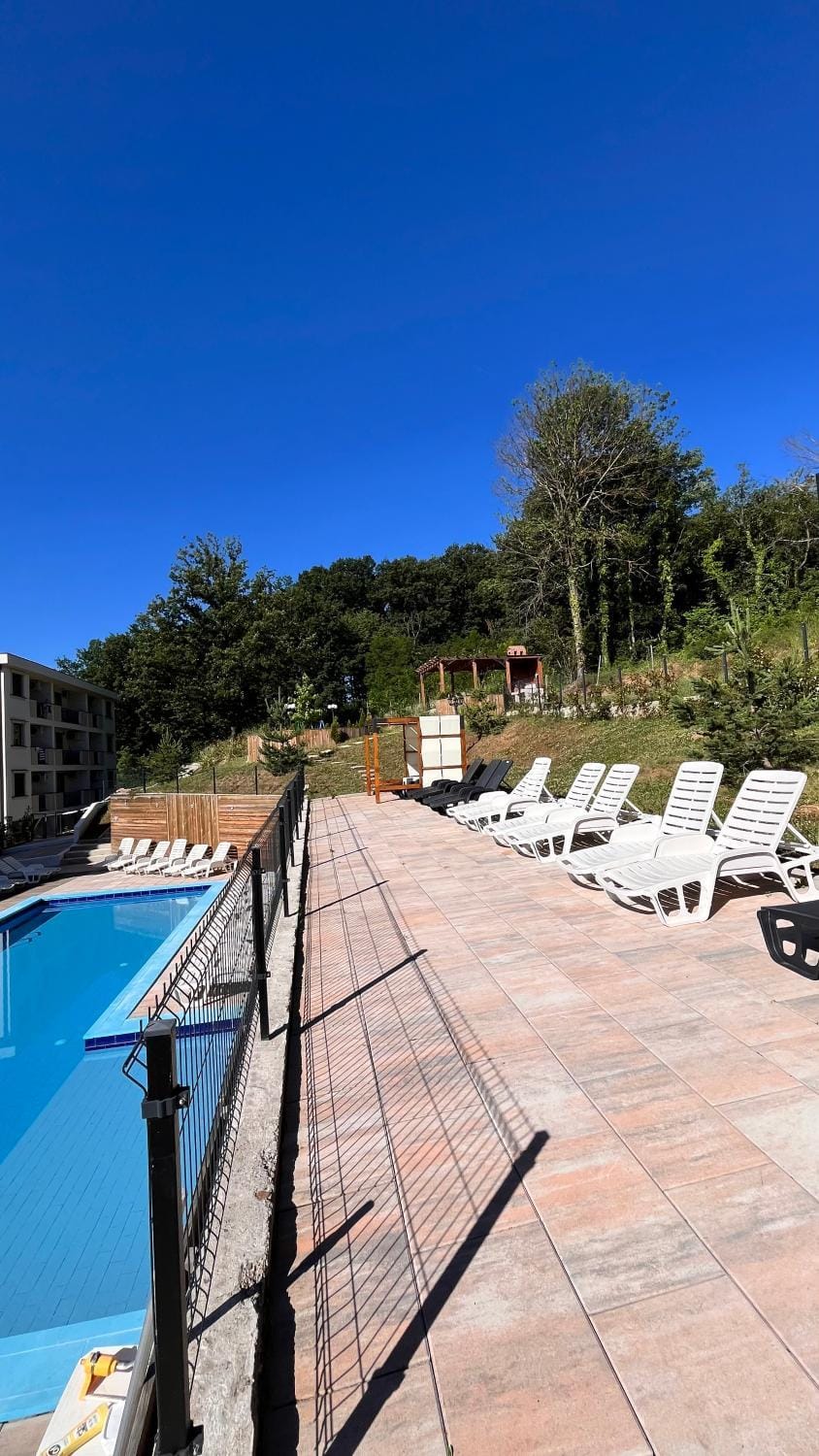 Day, Natural landscape, Pool view, Swimming pool, Swimming pool, sunbed