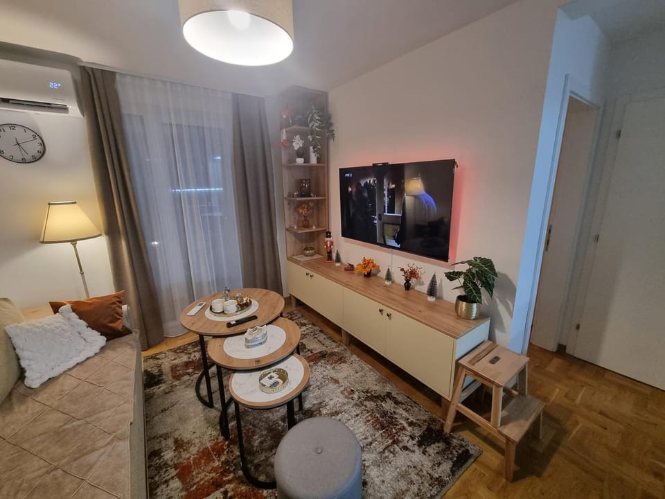 TV and multimedia, Living room