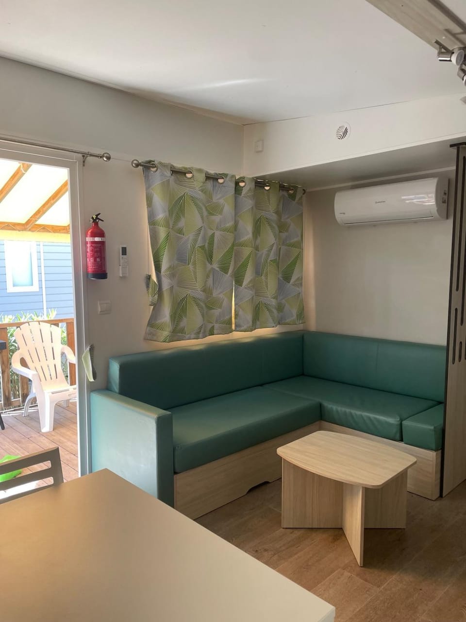 Living room, air conditioner