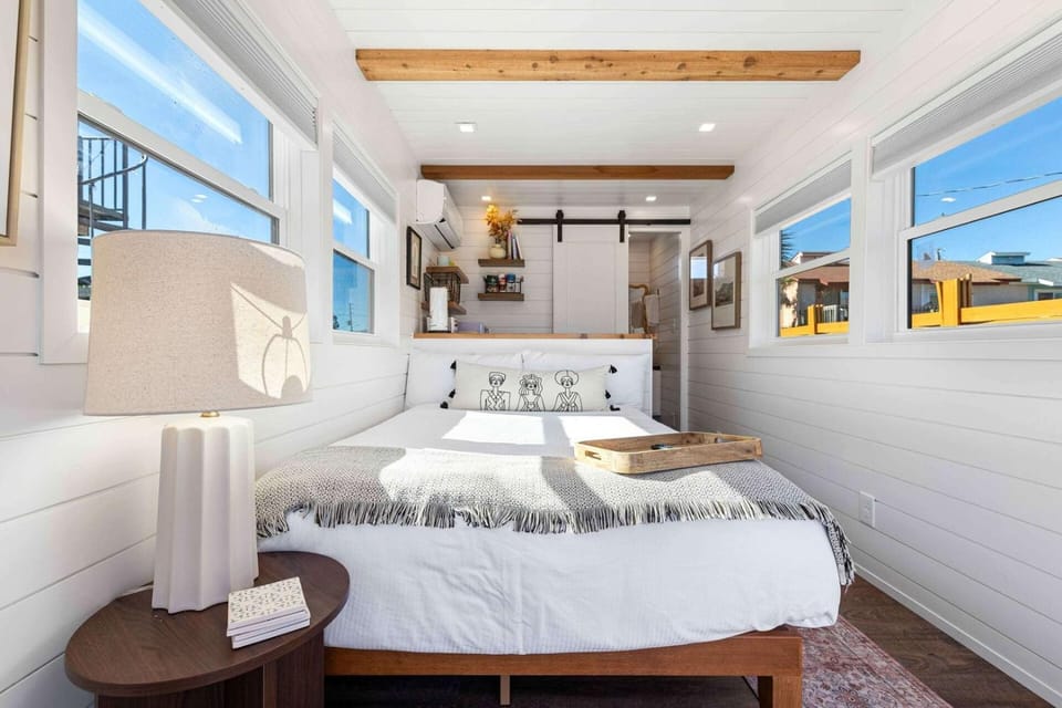 Tiny Home by the Sea: Beach Lover’s Dream Apartment in Okaloosa Island