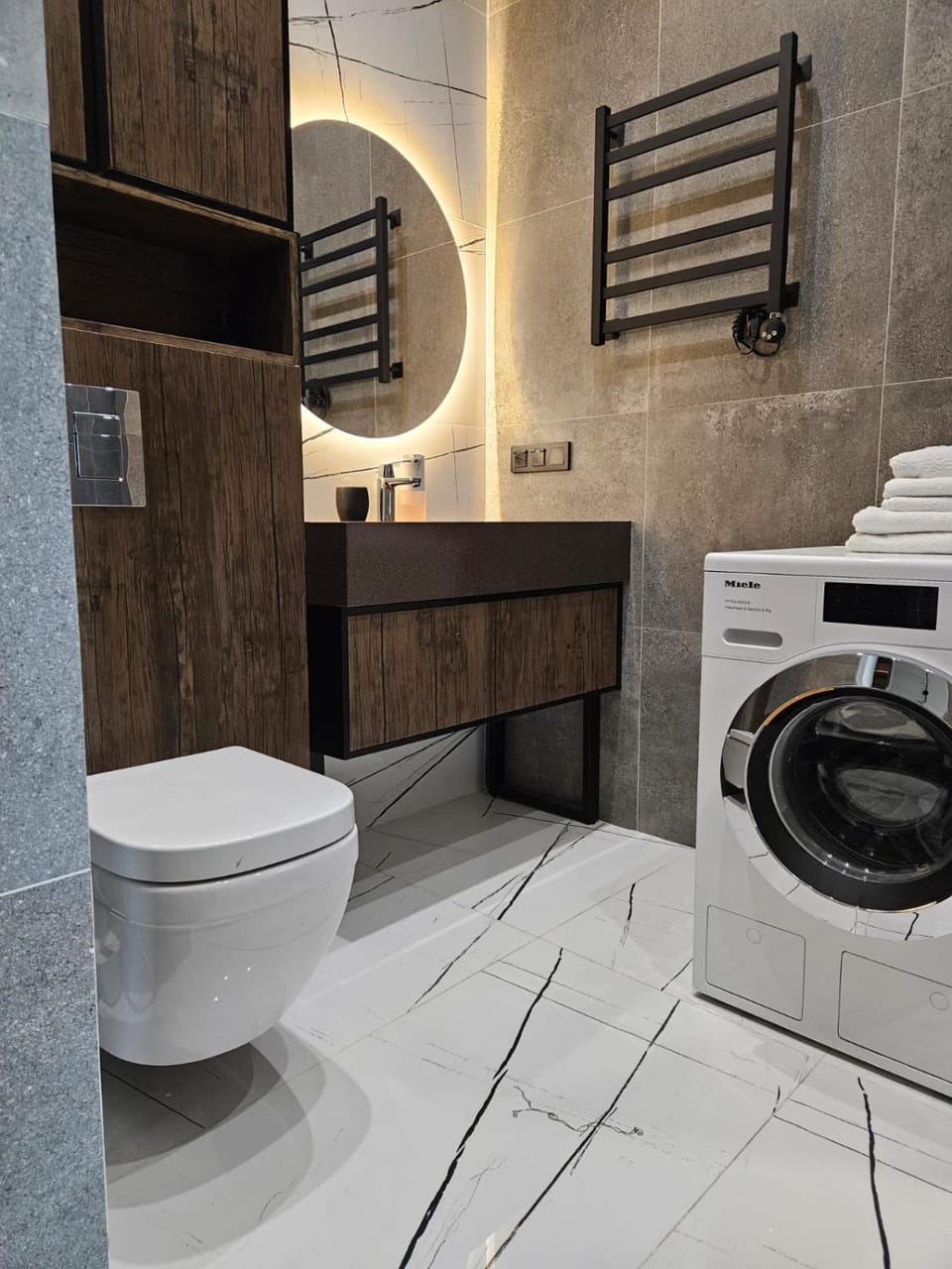 3-х комнатная квартира в ЖК Headliner Хан Шатыр Apartment in Kazakhstan