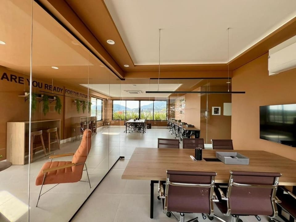 Communal lounge/ TV room, TV and multimedia, Meeting/conference room