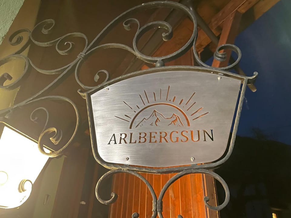 Logo/Certificate/Sign