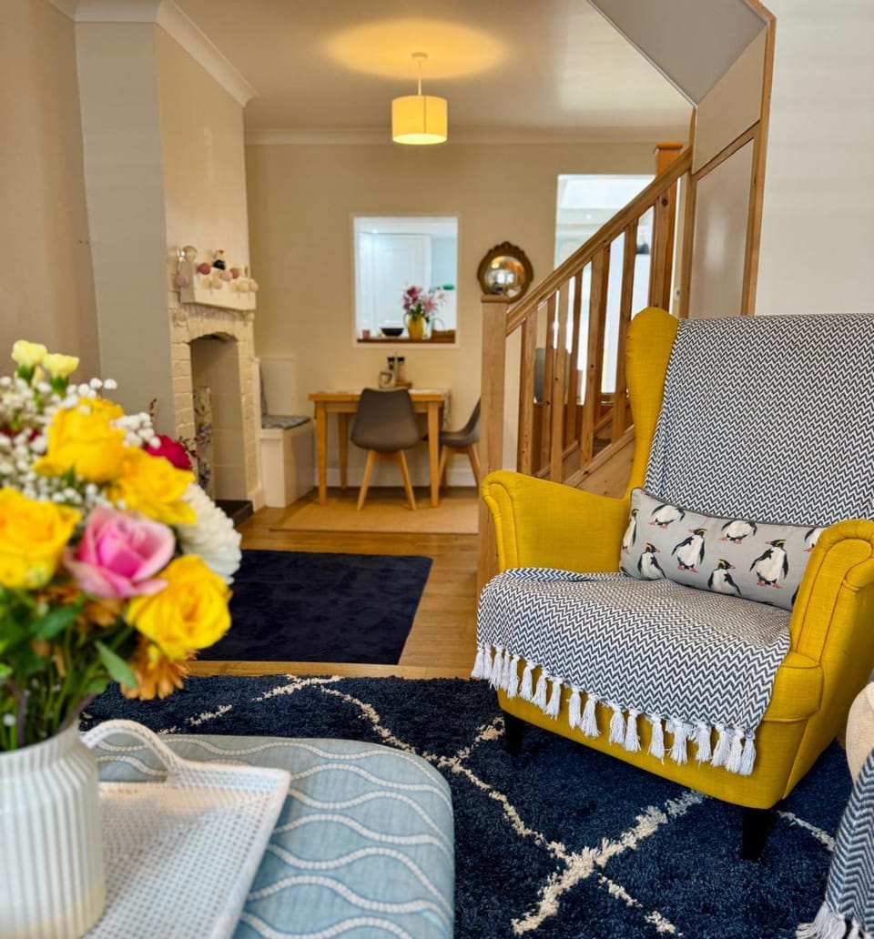31 Sailsbury road House in Marlborough SN8, UK