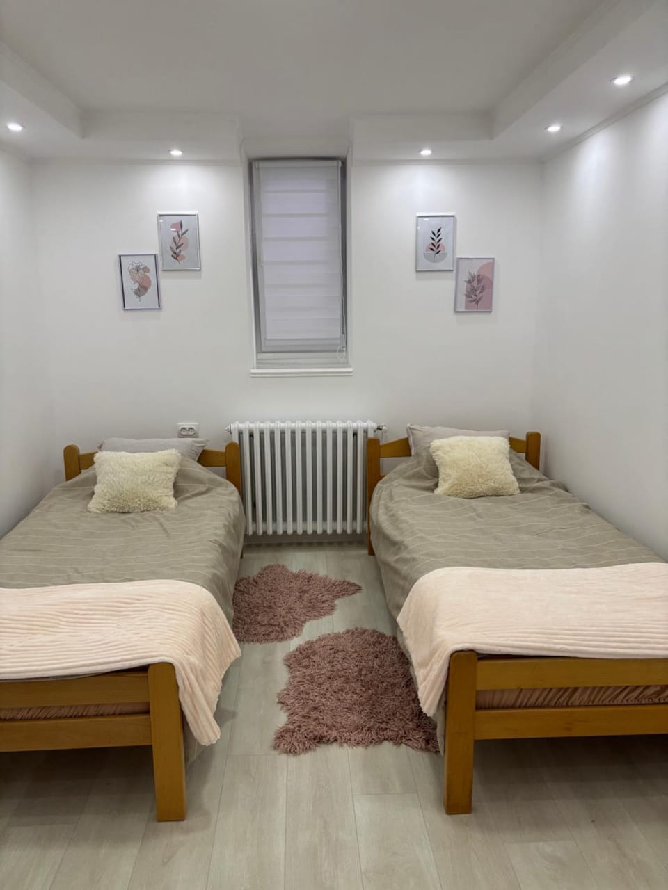 Bed, Bedroom, internet