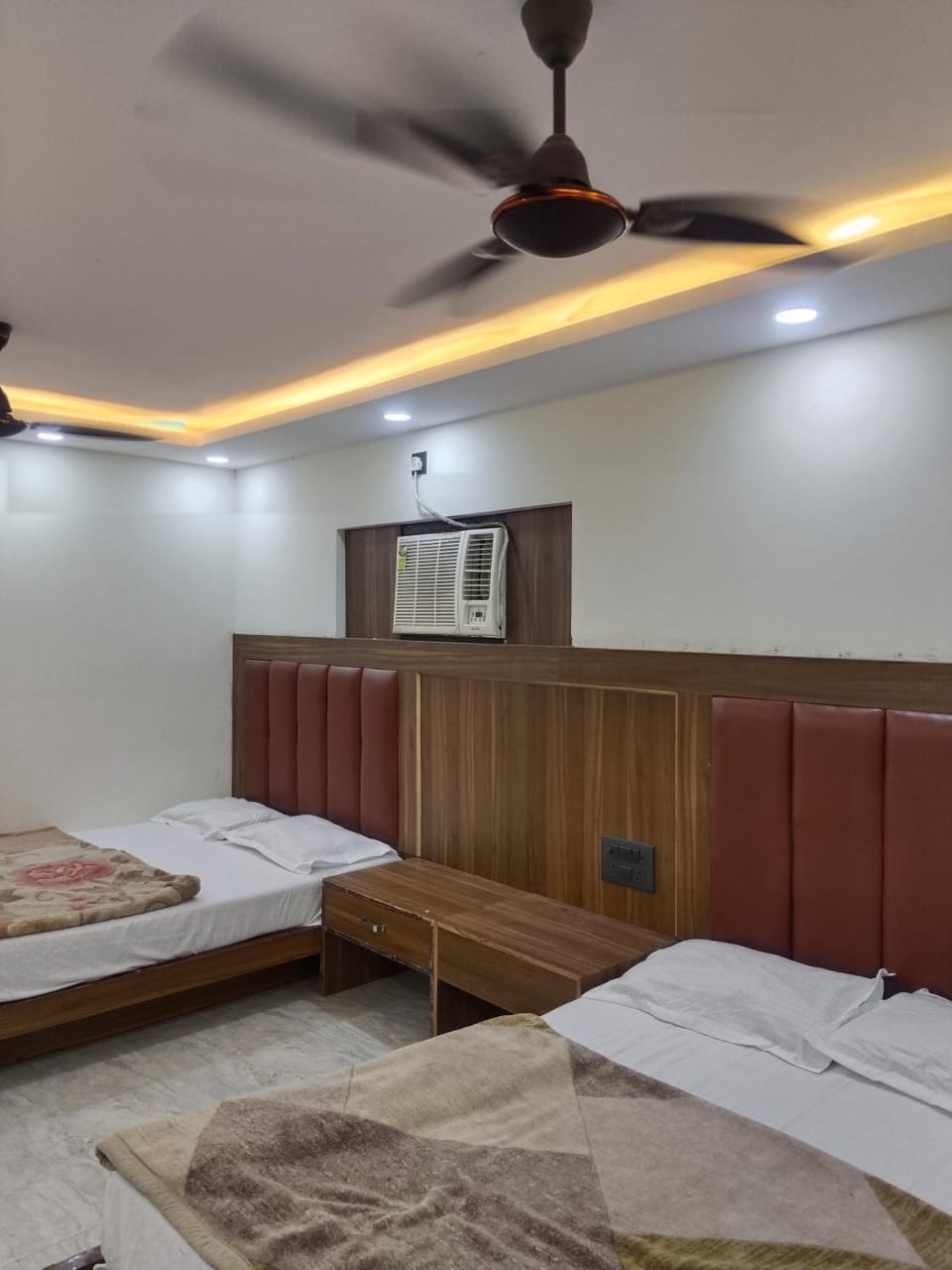 Hotel Rajdhani Palace New Delhi Railway Station Hotel in New Delhi