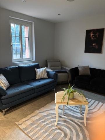 Spacieux rez-de-jardin 90m2 avec terrasse Apartment in Grand Est