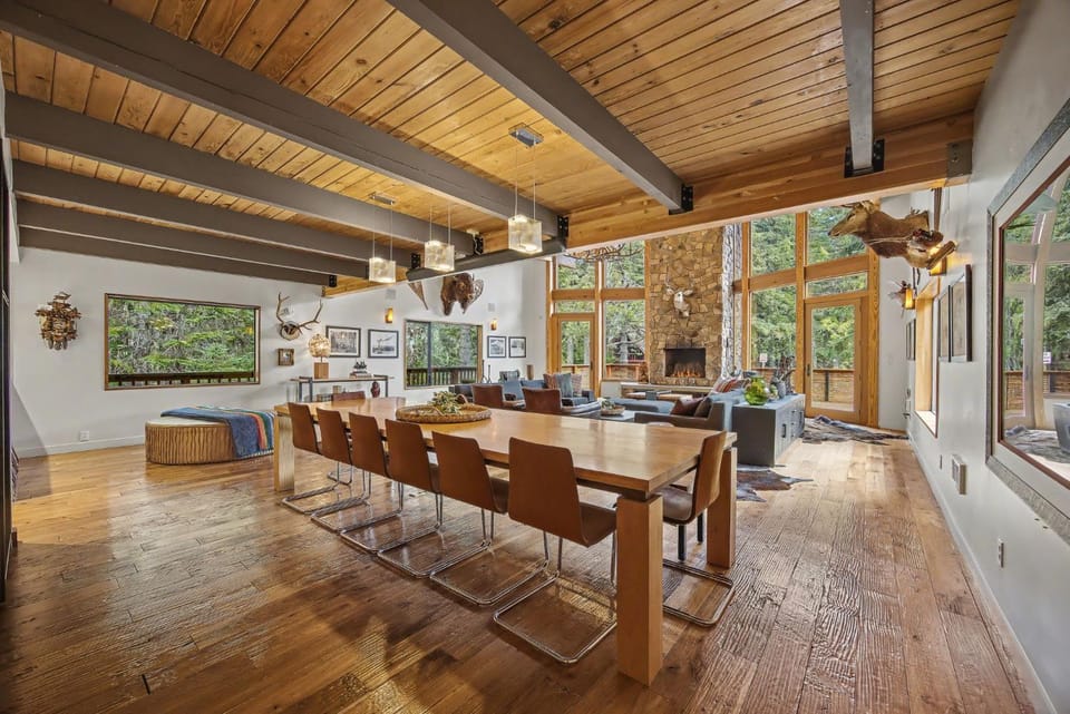 Mule Deer - Luxury Mount Hood Chalet House in Clackamas County