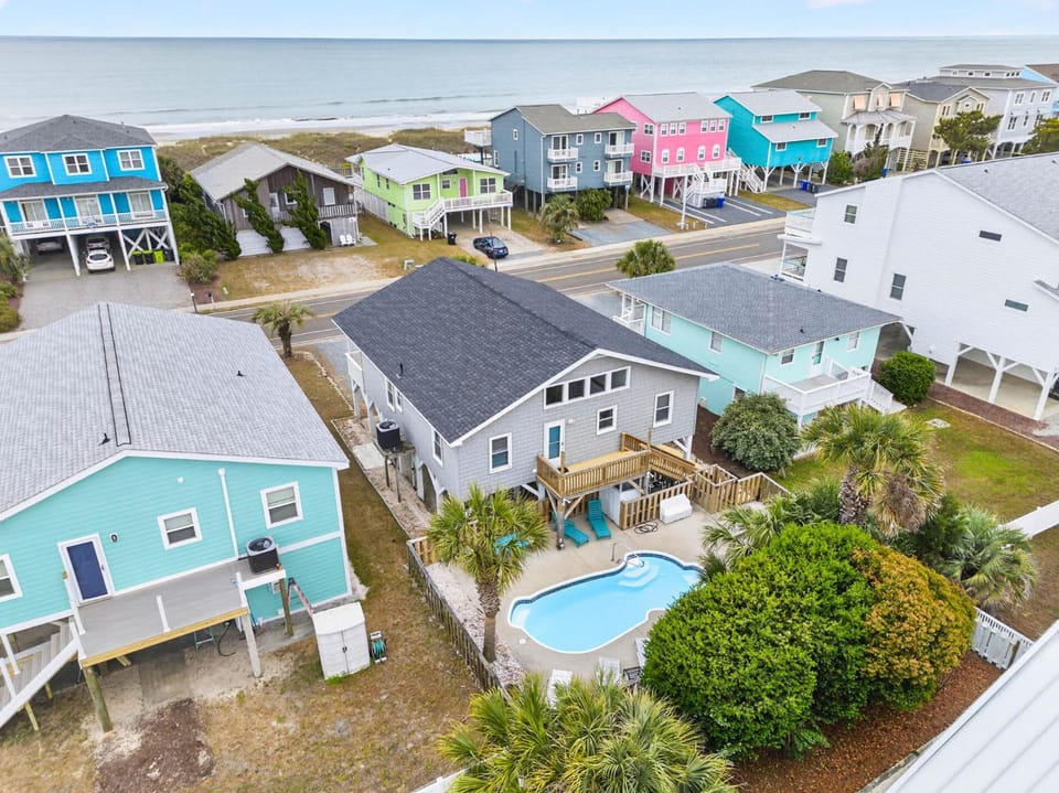Crow's Nest by Brunswick Vacation Rentals with Pool House in Ocean Isle Beach