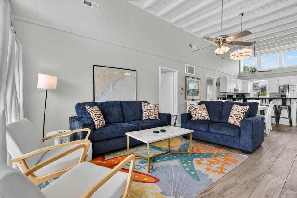 Crow's Nest by Brunswick Vacation Rentals with Pool House in Ocean Isle Beach