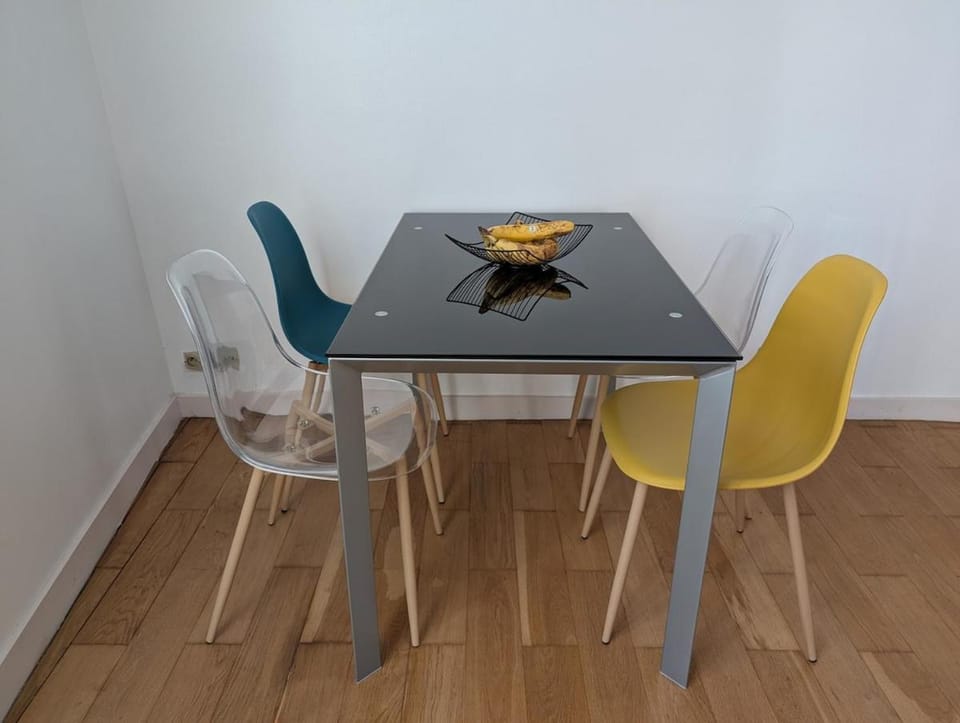 Cocon minimaliste - vieux mans - calme Apartment in Le Mans