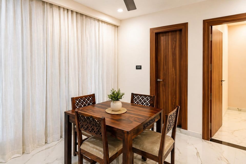 Dining area, Dinner