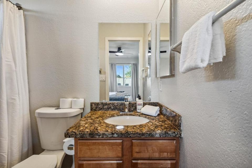 Lux Mins Mayo Clinic Honor Health & OldTown Villa in Scottsdale
