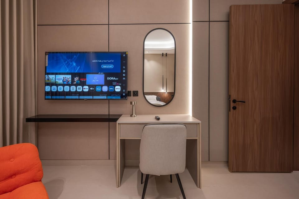 TV and multimedia, Seating area