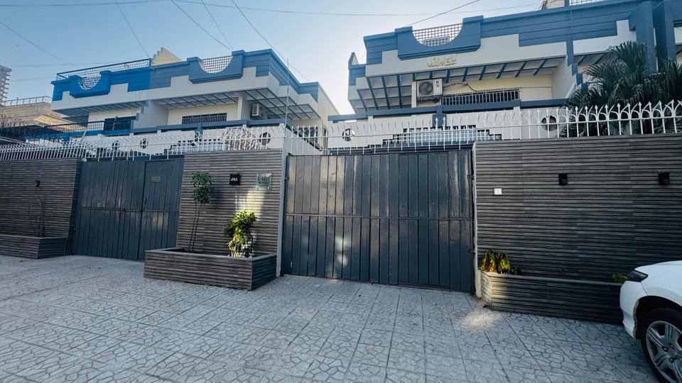 Property building, Day, Parking