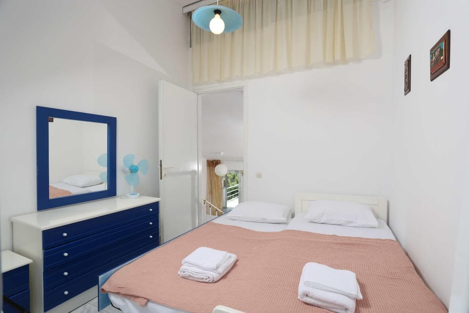 Sea & Nature 4-Bedroom Villa Apartment in Halkidiki