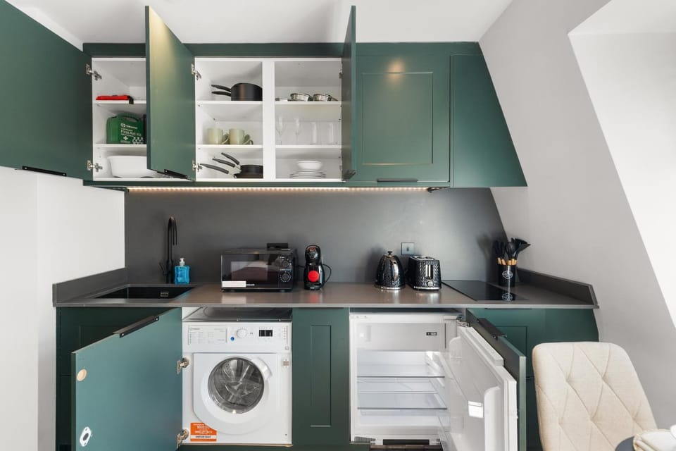 Kitchen or kitchenette