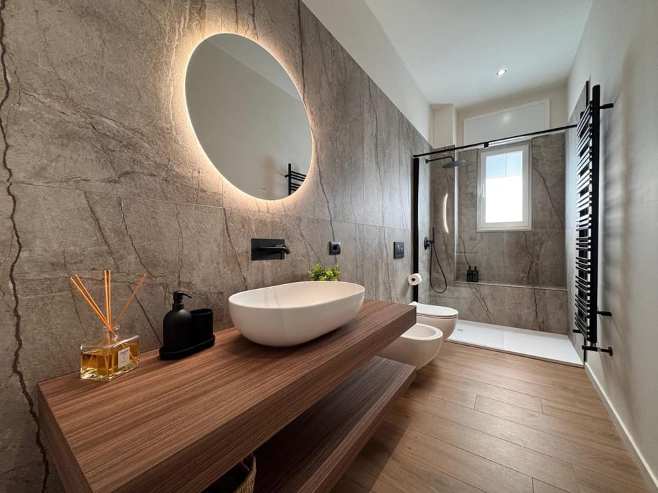 Shower, Bathroom