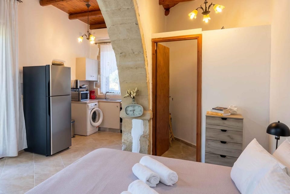 Bed, Bedroom, washing machine, kitchen