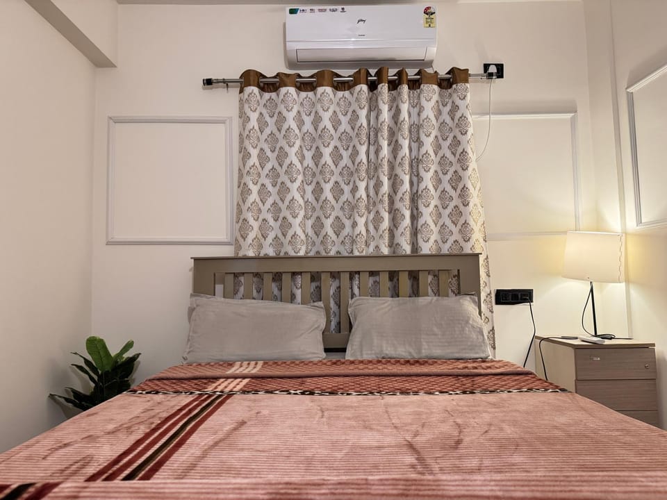 Cosy 2BHK City Nest - For Families & Travellers Apartment in Hyderabad