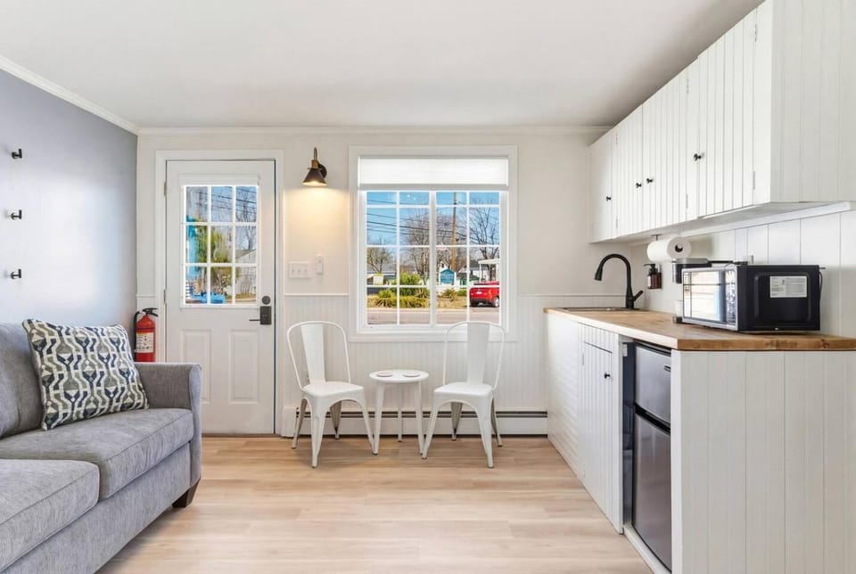 The Tides Inn Motel Room 2 Vacation rental in Old Orchard Beach