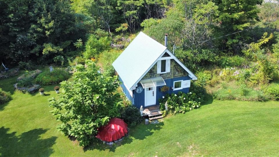 Property building, Garden view