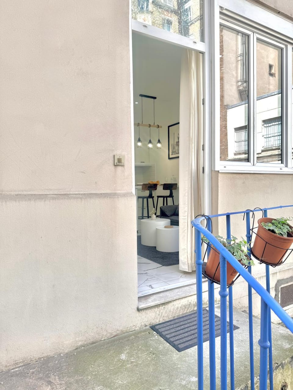 Superbe loft avec une belle cour privée Apartment in Pantin