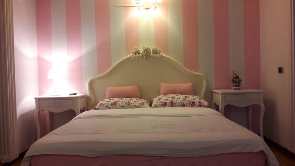 B&B Como Lake Cottage Bed and Breakfast in Province of Lecco