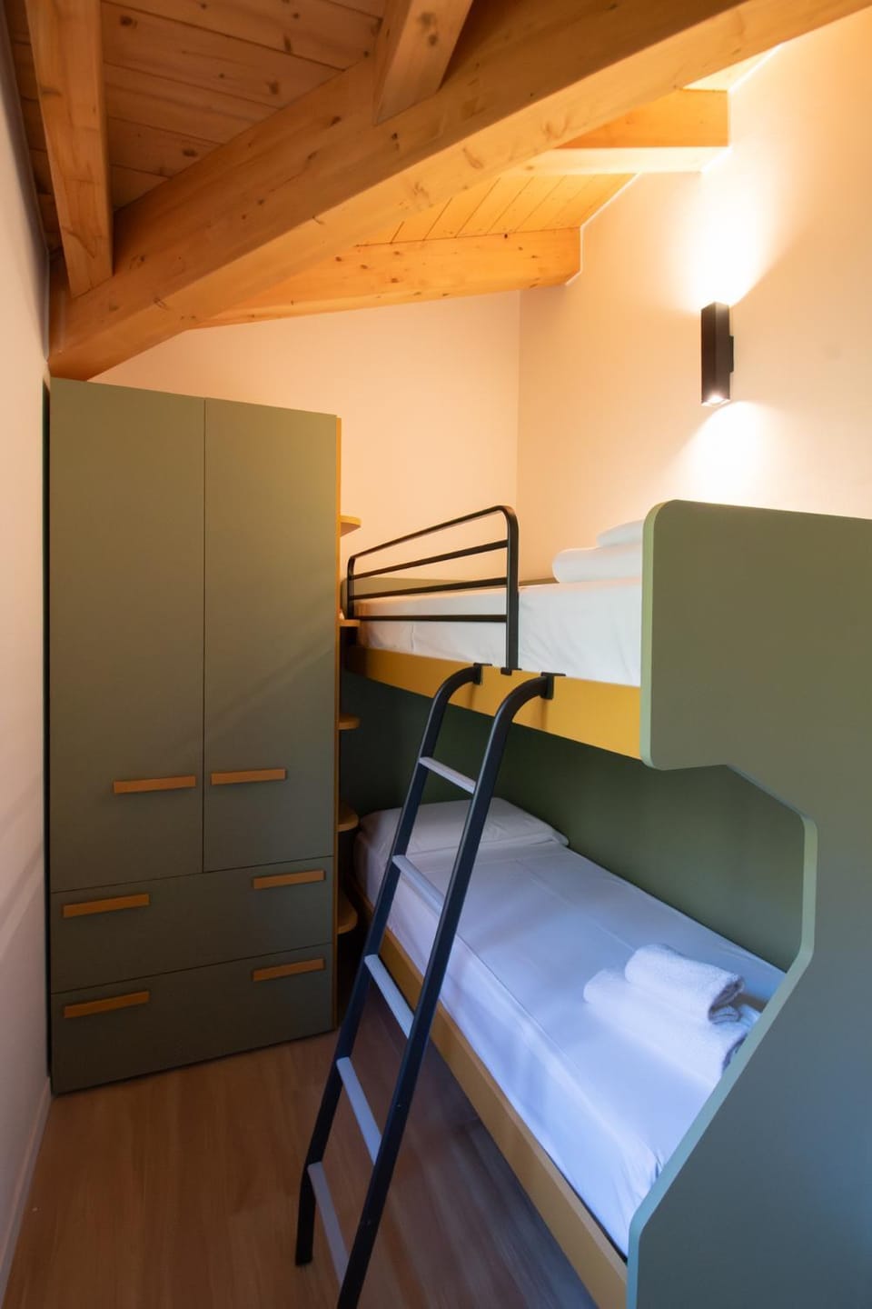 Bed, Bedroom, bunk bed, wardrobe