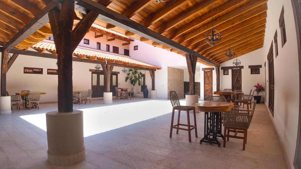 Patio, Inner courtyard view