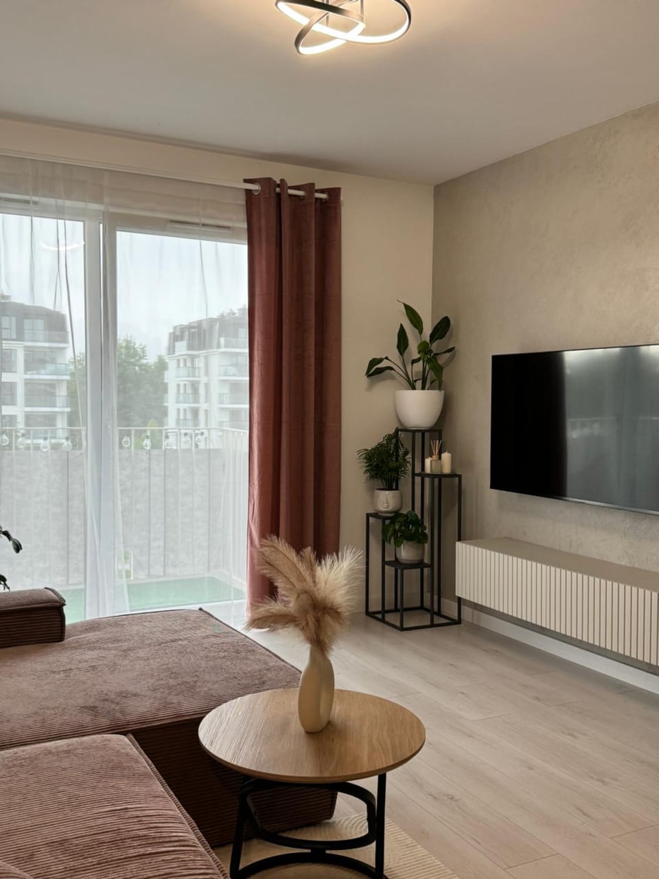 Golden Hour Sunny Stay Apartment in Gdansk
