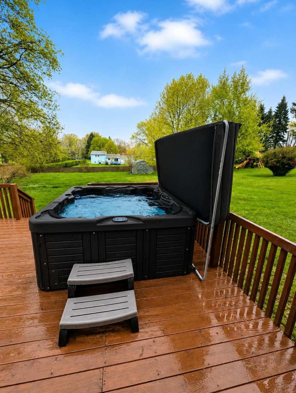 Cozy 5BR Retreat Game Room Rochester Suburb Area House in New York