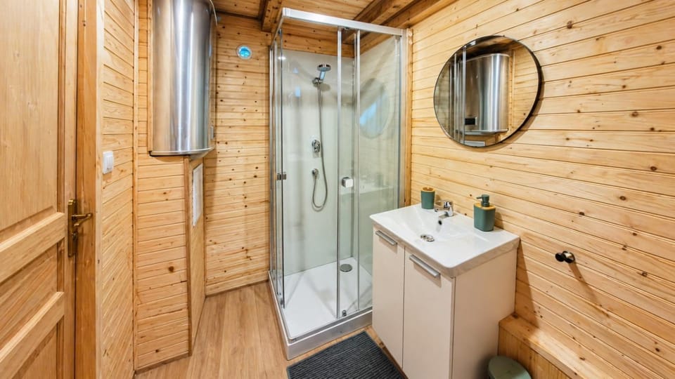 Cabane insolite en pleine nature - La cabane de Dim Country House in Normandy