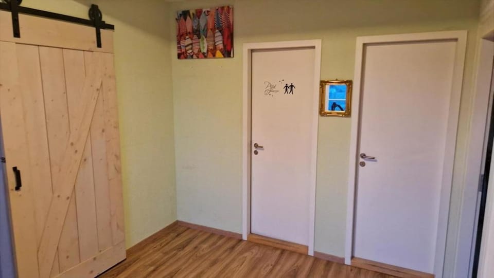 Grosse 4-Zimmer-Wohnung in Stadt- und Autobahnnähe Apartment in Canton of Bern (Region)
