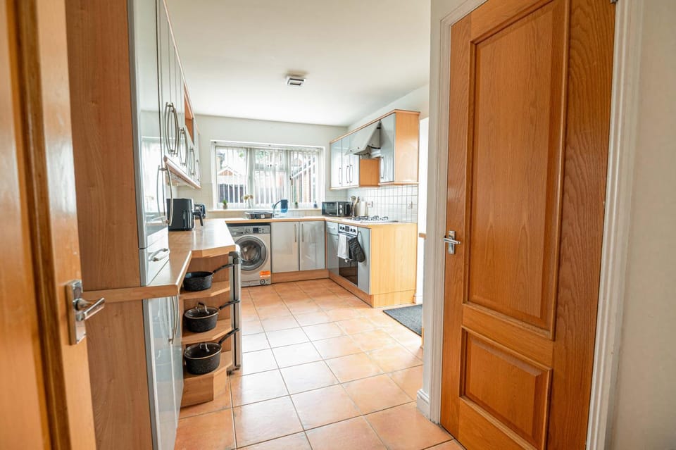 Kitchen or kitchenette, dishwasher, oven, stove, kitchen
