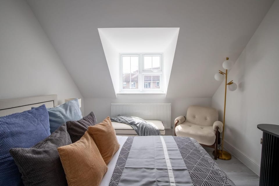 Barr's House New 5 Bed Home Near Windsor Villa in Taplow