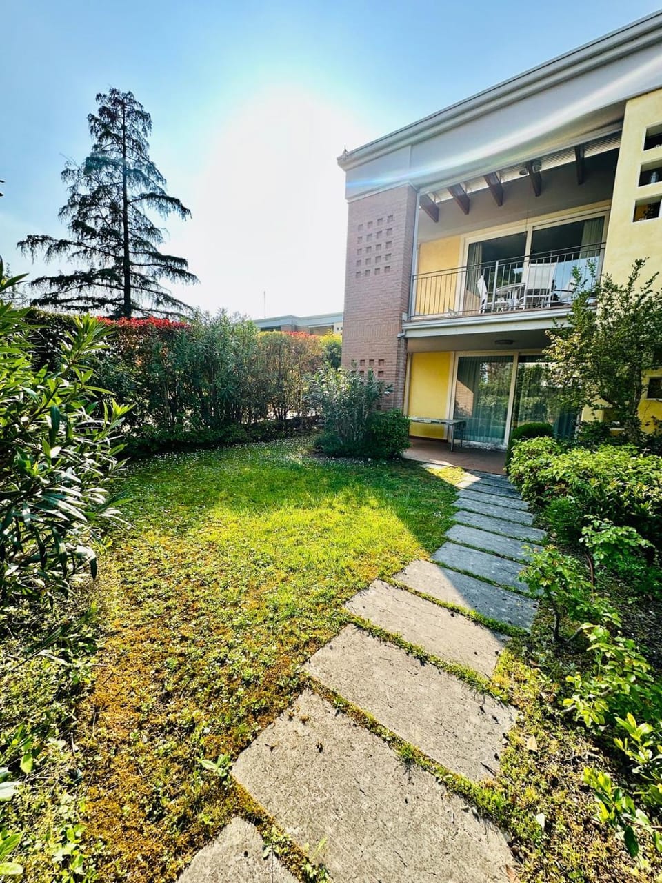 Property building, Garden, Garden view