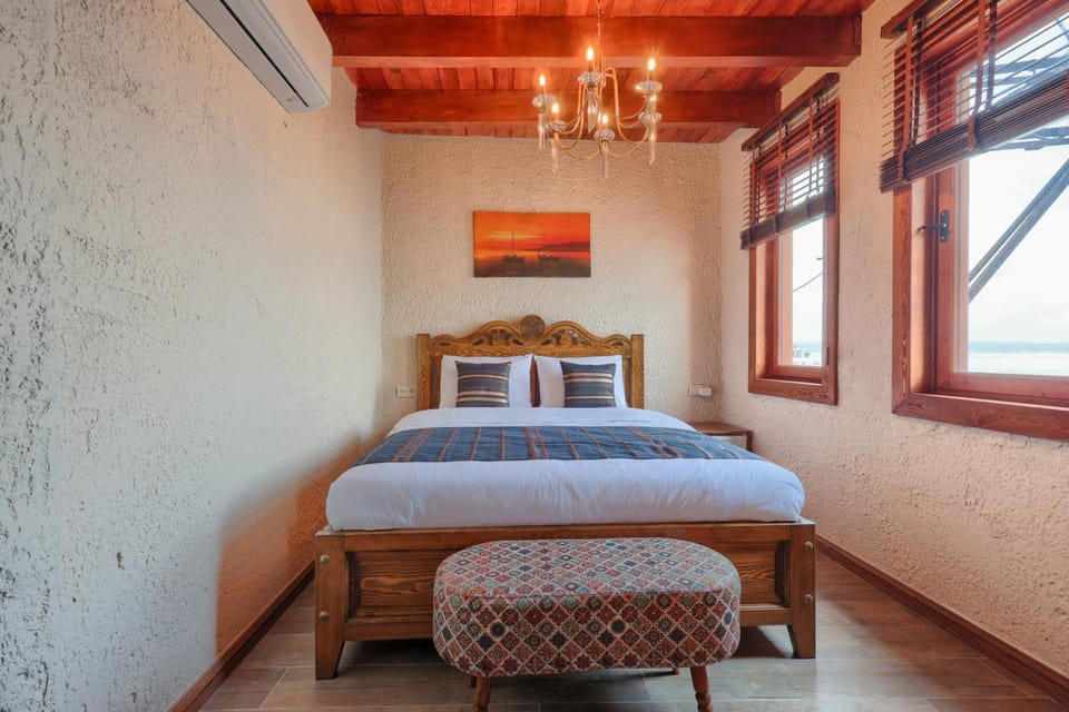 Bed, Photo of the whole room, Bedroom, Sea view