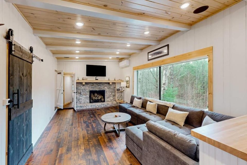 River House House in Capital District, NY, USA