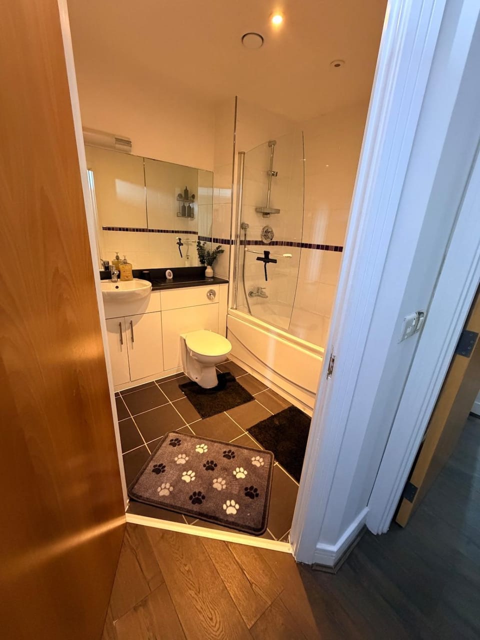 Shower, Toilet, Bathroom