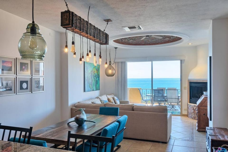 Living room, Sea view